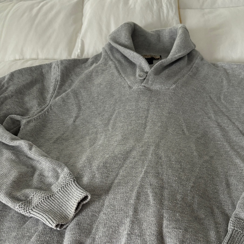 British Khaki Light Gray Turtleneck Sweater